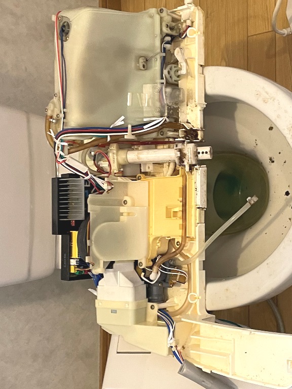 基本掃除をしないウオシュレット内部の写真