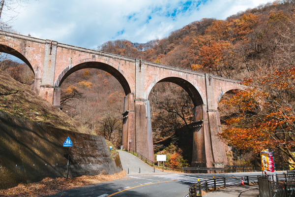 碓氷峠のめがね橋の写真