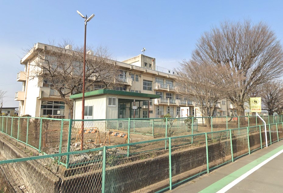 山王小学校